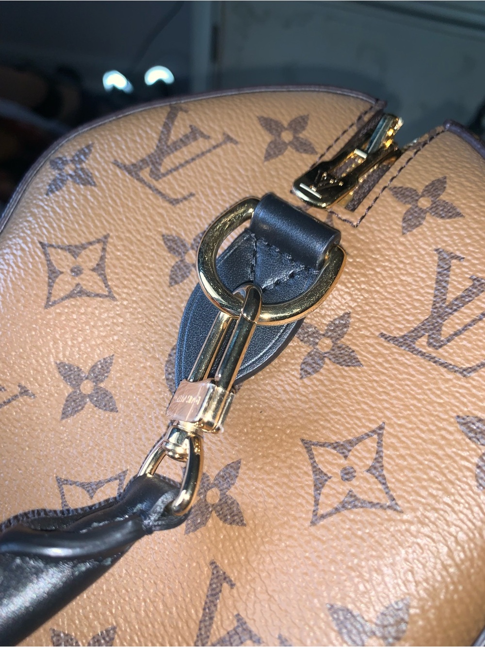 Louis Vuitton Black Interior Logo Patch Handbag - Picture 7 of 8
